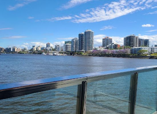 australia/brisbane/new-farm/landmark/new-farm-river-walk