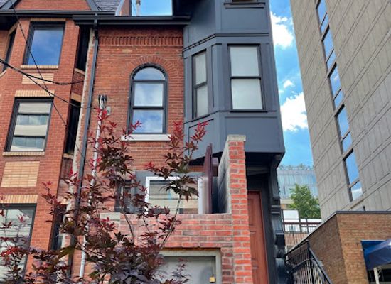 canada/toronto/downtown-toronto/landmark/half-house