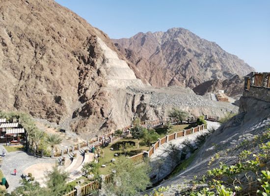 united-arab-emirates/hajar-mountains/landmark/wadi-shees