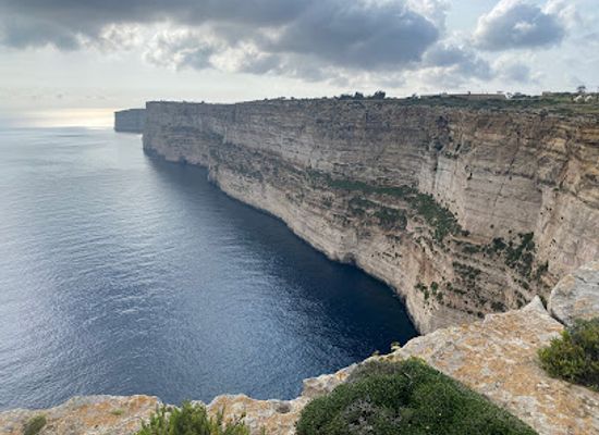 malta/gozo/landmark/ta-cenc-cliffs-sunset-point