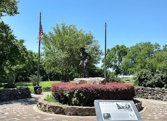kansas/cross-timbers/landmark/crawford-state-park