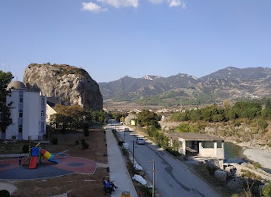 albania/permet/landmark/kongresi-i-permetit