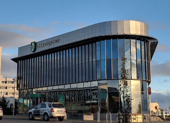 iceland/kopavogur/landmark/bajarskrifstofur-kopavogs