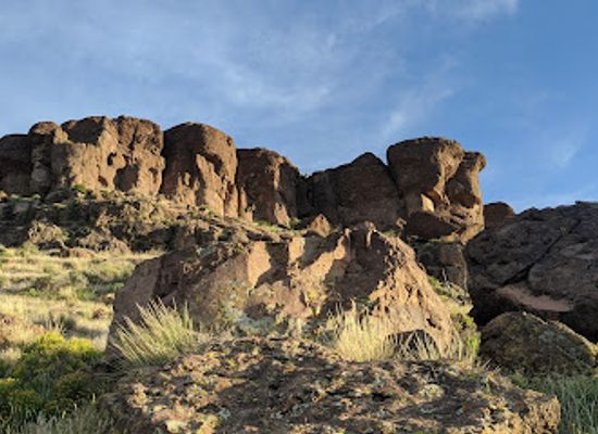 arizona/kingman/landmark/white-cliffs-wagon-trail
