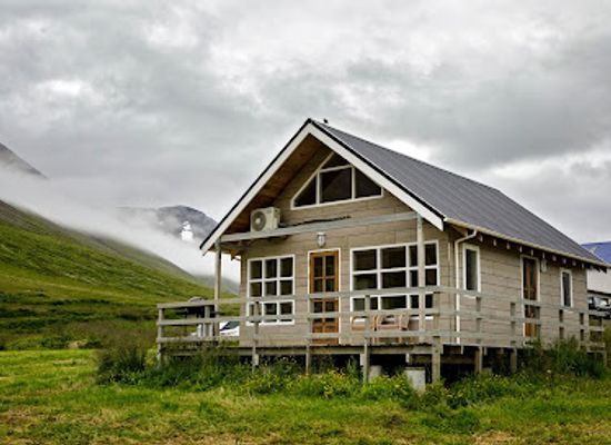 iceland/westfjords/landmark/korpudalur-hi-hostel