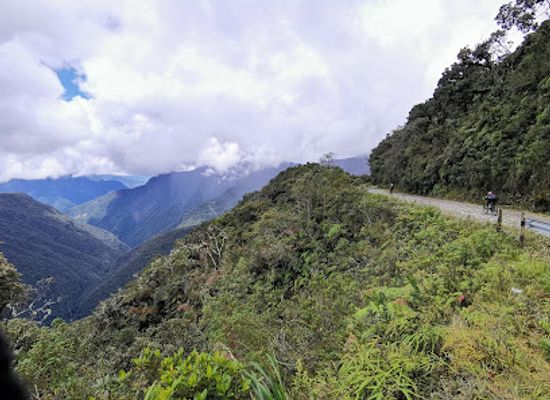 bolivia/yungas/landmark/yungas-road