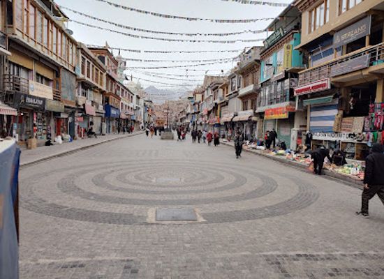 india/leh-ladakh/landmark/tibetan-market-main-bazaar