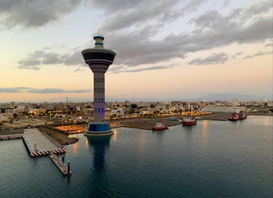 saudi-arabia/yanbu/landmark/yanbu-cruise-parking