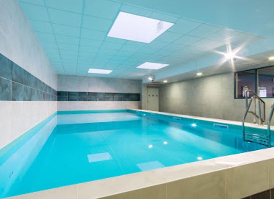 france/centre-val-de-loire/landmark/nemea-appart-hotel-quai-victor-tours-centre