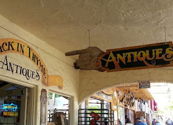 nevada/boulder-city/landmark/boulder-vintage