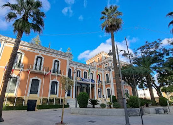spain/huelva/landmark/monumento-a-la-virgen-del-rocio