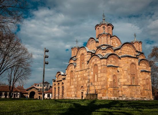 kosovo/llap/landmark/serbian-orthodox-monastery-gracanica