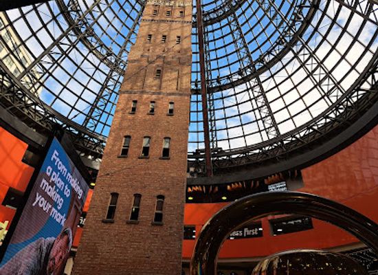australia/melbourne/landmark/the-melbourne-central-clock