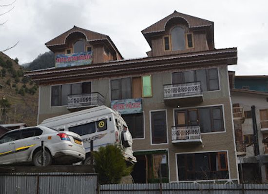india/pahalgam/landmark/hotel-betab-palace