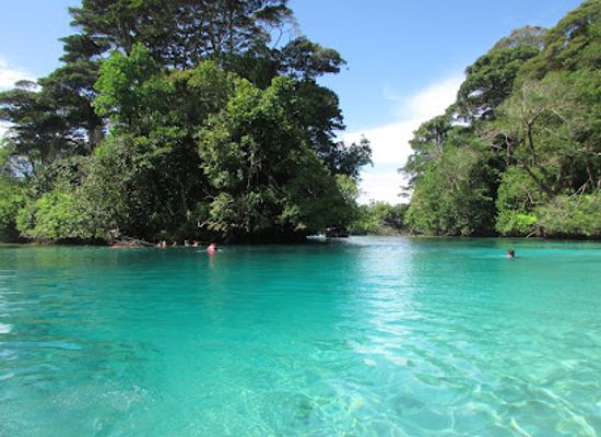panama/ngabe-bugle-comarca/landmark/isla-escudo-de-veraguas
