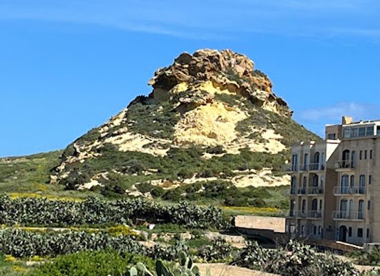 malta/marsalforn/landmark/ii-qolla-s-safra