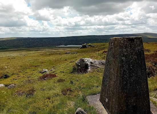 united-kingdom/yorkshire/attraction/west-yorkshire-north-yorkshire-and-lancashire-tri-point-2