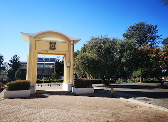 botswana/gaborone/landmark/pula-arch