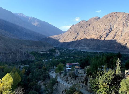 pakistan/phandar-valley/landmark/buddha-de-yasheni