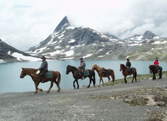 norway/beitostolen/landmark/beitostolen-tourist