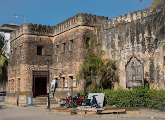 tanzania/stone-town/old-fort/landmark/old-fort