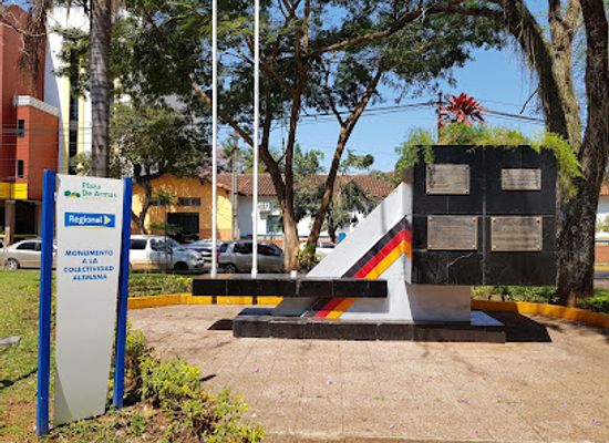 paraguay/encarnacion/landmark/monumento-colectividad-alemana