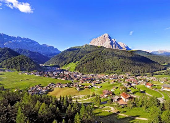 italy/val-gardena/landmark/tourist-office-ass-turistica-selva-val-gardena-wolkenstein