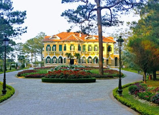 vietnam/dalat/landmark/bao-dai-palace-1