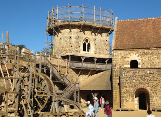 france/burgundy/landmark/guedelon-castle