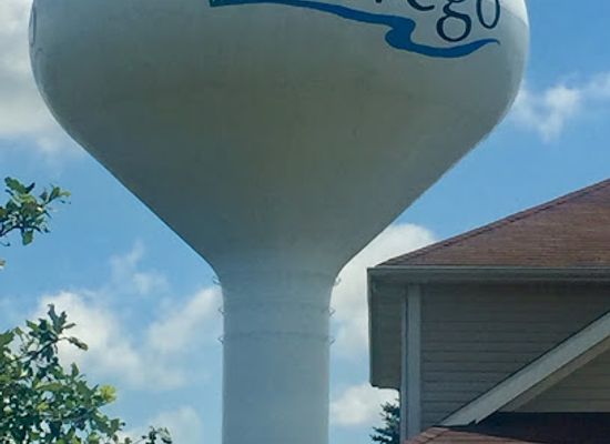 illinois/aurora/landmark/oswego-il-water-tower