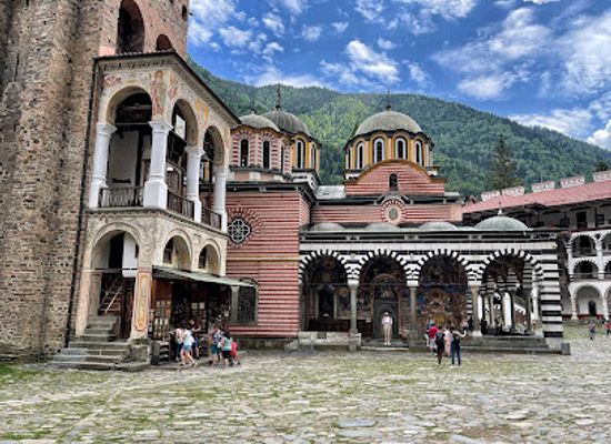 bulgaria/sofia-valley/landmark/rila-monastery