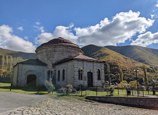 azerbaijan/sheki/landmark/shaki-castle