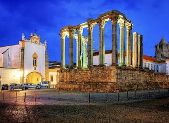 portugal/evora/landmark/cadaval-palace