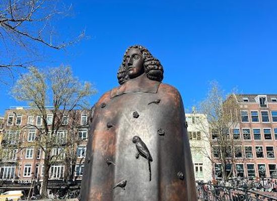netherlands/haarlem/landmark/spinoza-monument