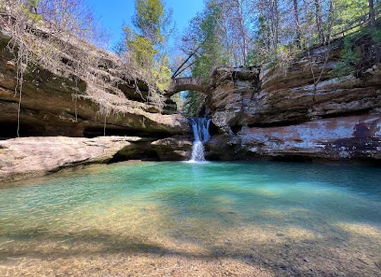 ohio/hocking-hills/landmark/old-man-s-cave
