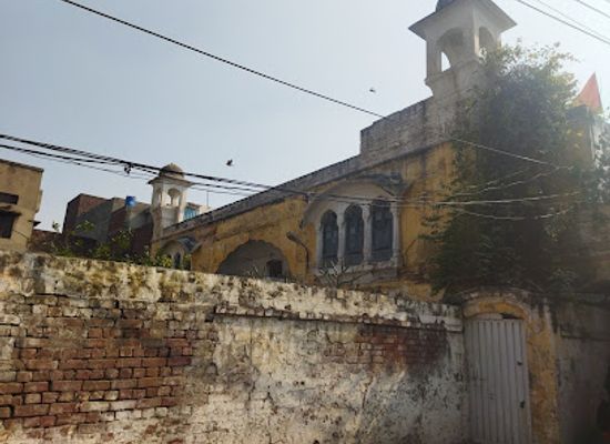 pakistan/punjab/landmark/sikh-era-mehal-of-beghampura