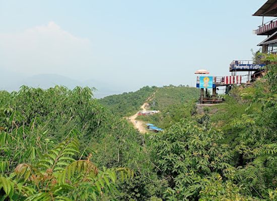 nepal/pokhara/world-peace-pagoda/landmark/way-to-stupa