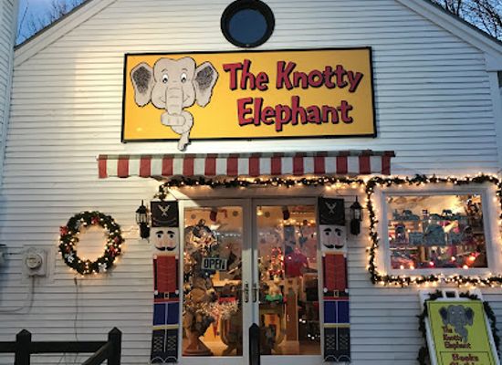 maine/kennebunkport/landmark/the-knotty-elephant