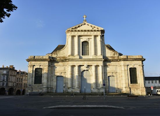 france/la-rochelle/landmark/saint-louis-cathedral