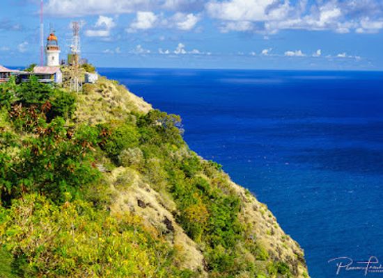 saint-lucia/jalousie-beach/landmark/moule-a-chique
