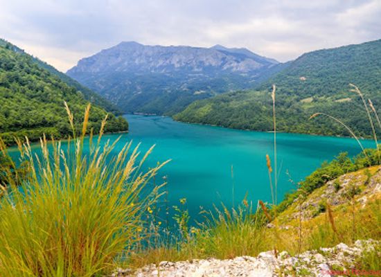 montenegro/piva-river-valley/landmark/piva-monastery