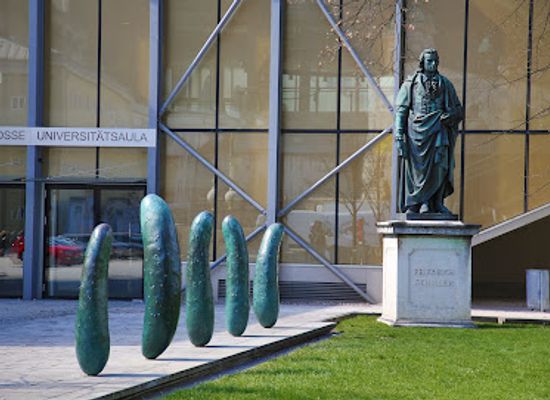 austria/flachgau/landmark/friedrich-schiller-statue