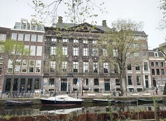 netherlands/utrecht/landmark/het-trippenhuis