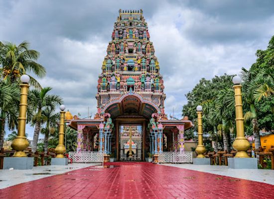 mauritius/ganga-talao/landmark/sockalingum-meenatchee-ammen-kovil