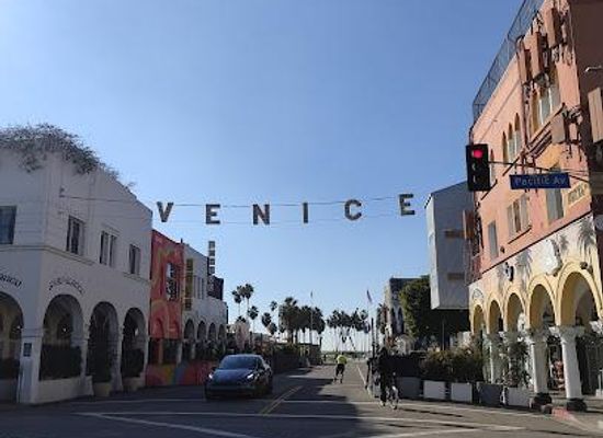 california/westside/landmark/venice-sign