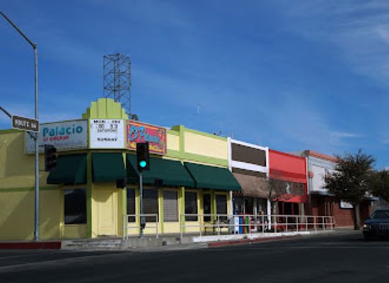 arizona/kingman/landmark/el-palacio
