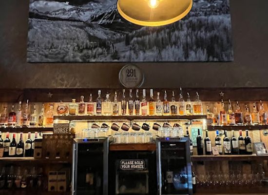 colorado/montrose/landmark/wild-horse-wine-and-whiskey