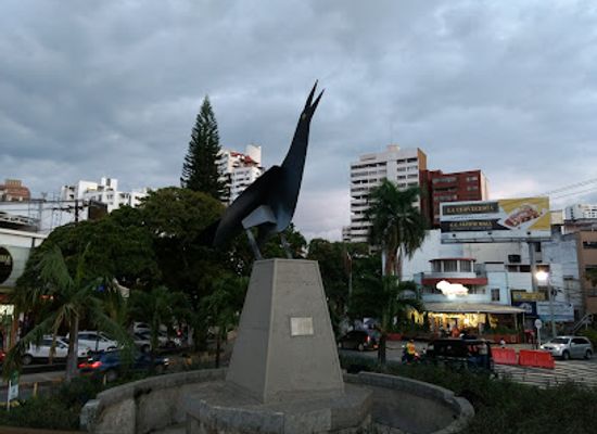 colombia/cali/landmark/monumento-a-maria-mulata