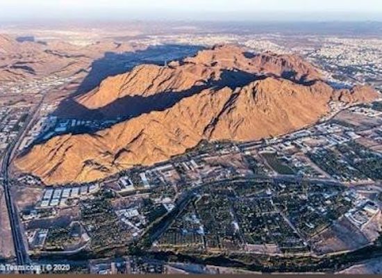 saudi-arabia/medina/landmark/uhud-mountain