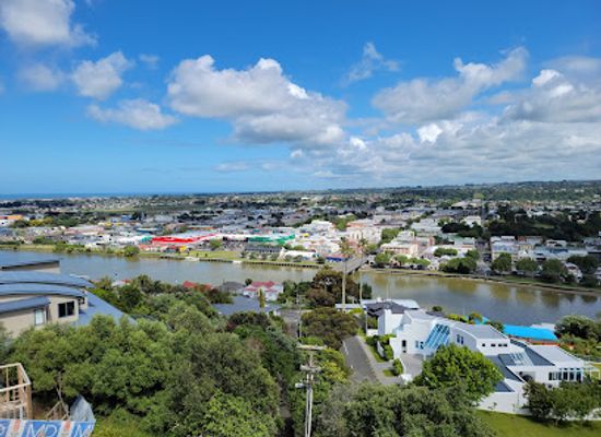 new-zealand/whanganui/landmark/durie-hill-elevator